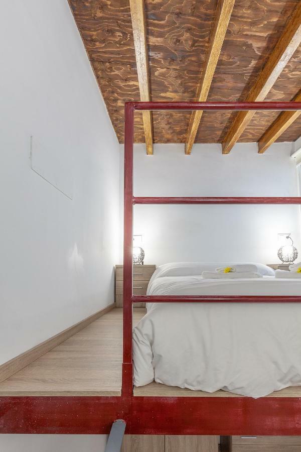 Pasaje Amores Iz. - Tranquilidad Y Vida Cultural En Centro Sevilla 4Px Kültér fotó